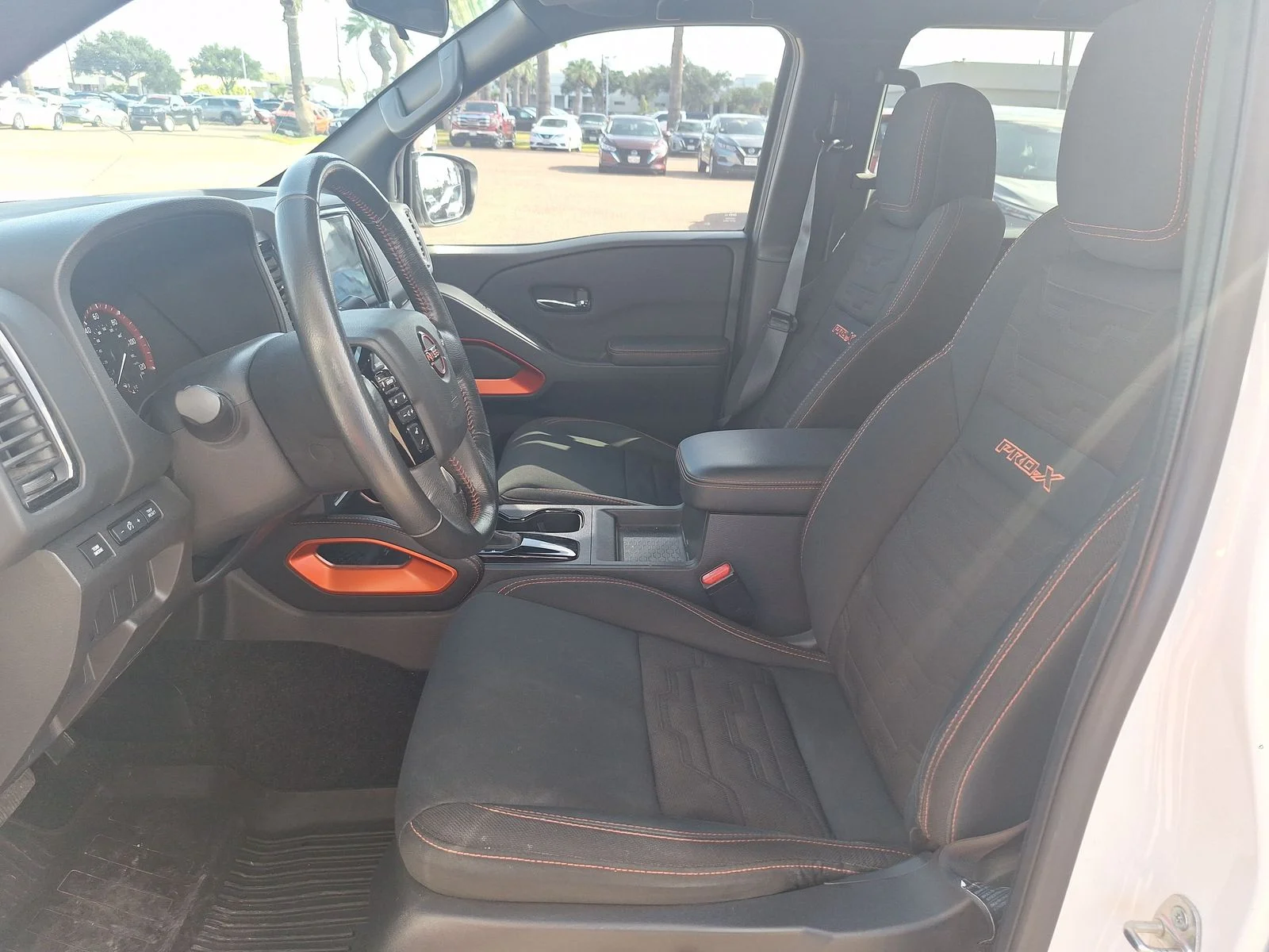 Used 2024 White Nissan PRO-X image 9