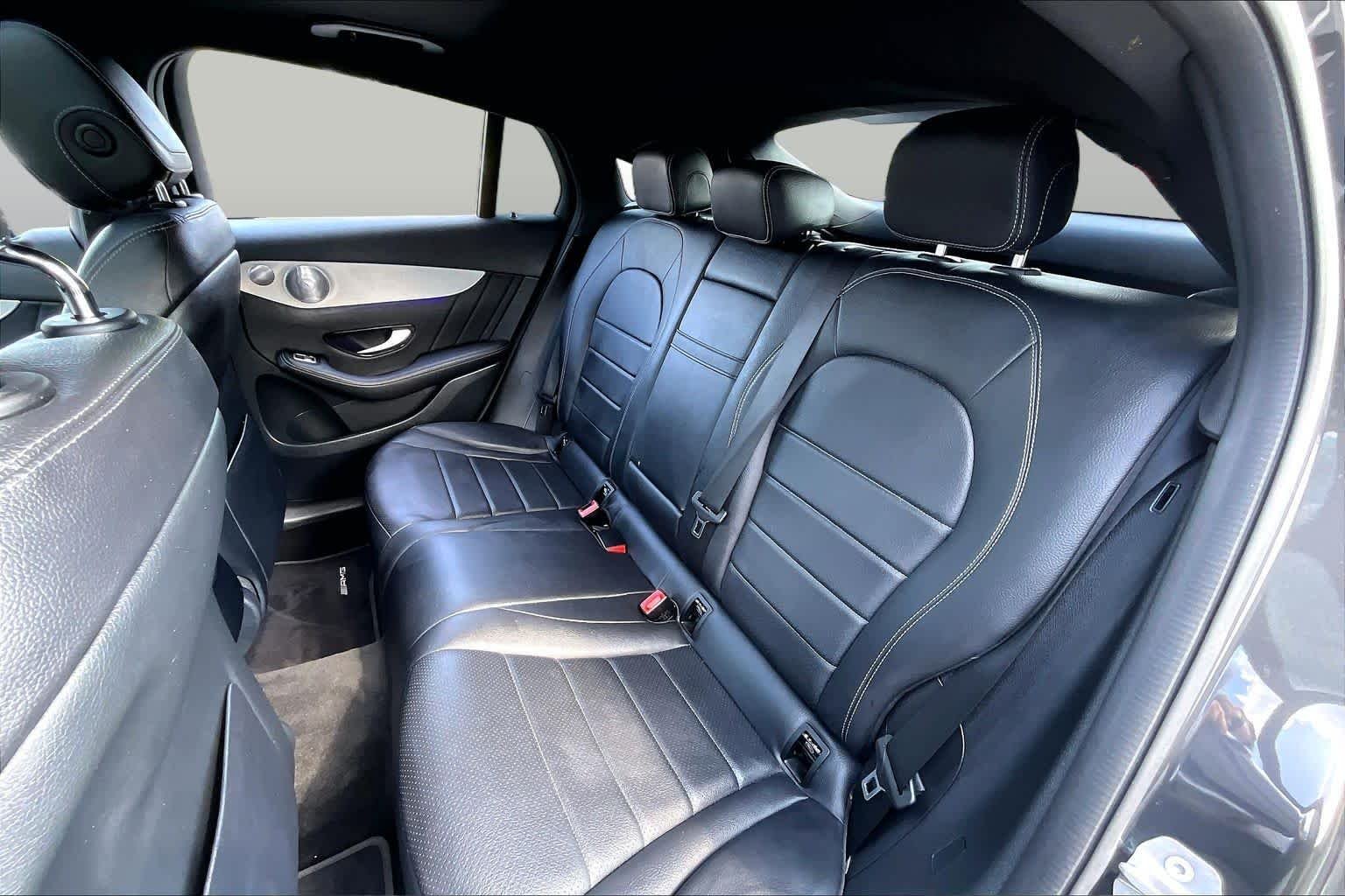 Used 2020 Graphite Grey Metallic Mercedes-Benz GLC 300 image 20