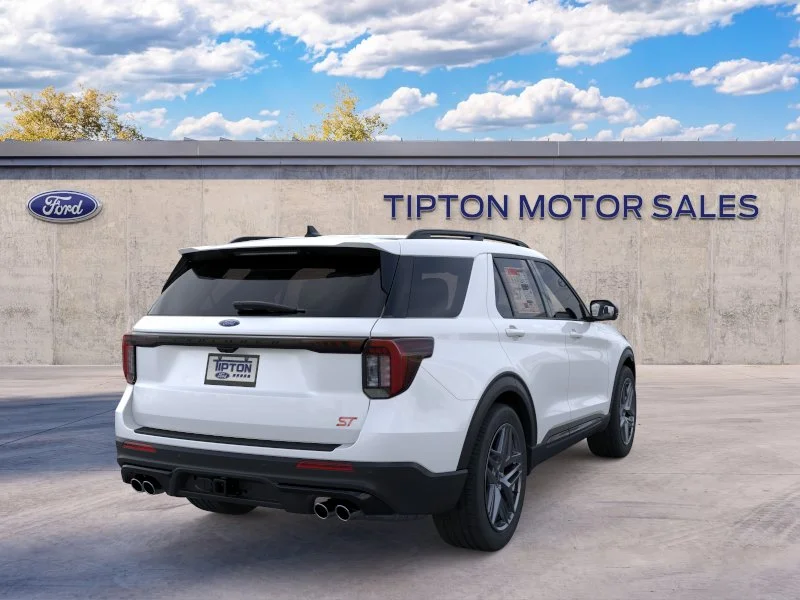 New 2026 Star White Metallic Tri-Coat Ford ST image 8