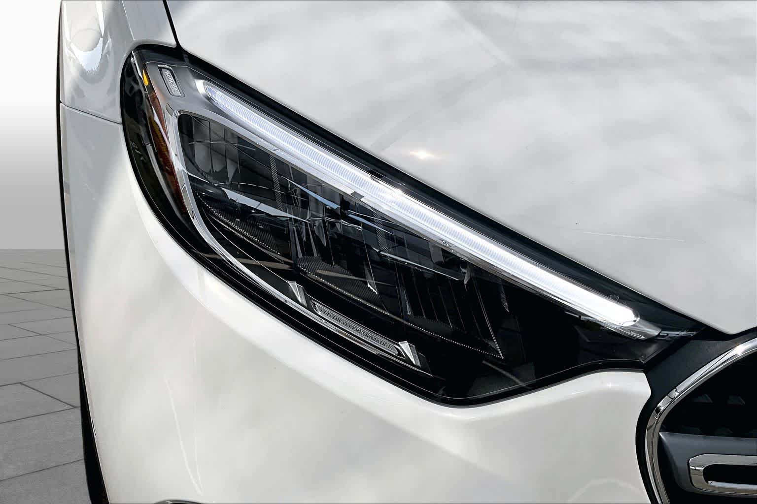 New 2027 Polar White Mercedes-Benz GLC 300 image 20