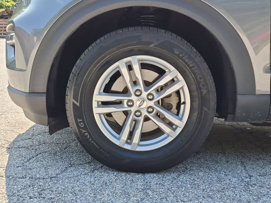 Used 2023 Gray Ford XLT image 28