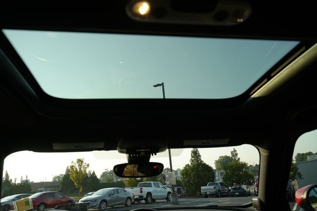 Used 2022 Black MINI Clubman image 20