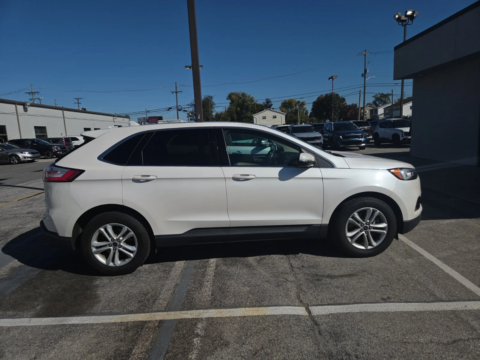 Used 2019 White Ford SEL image 3