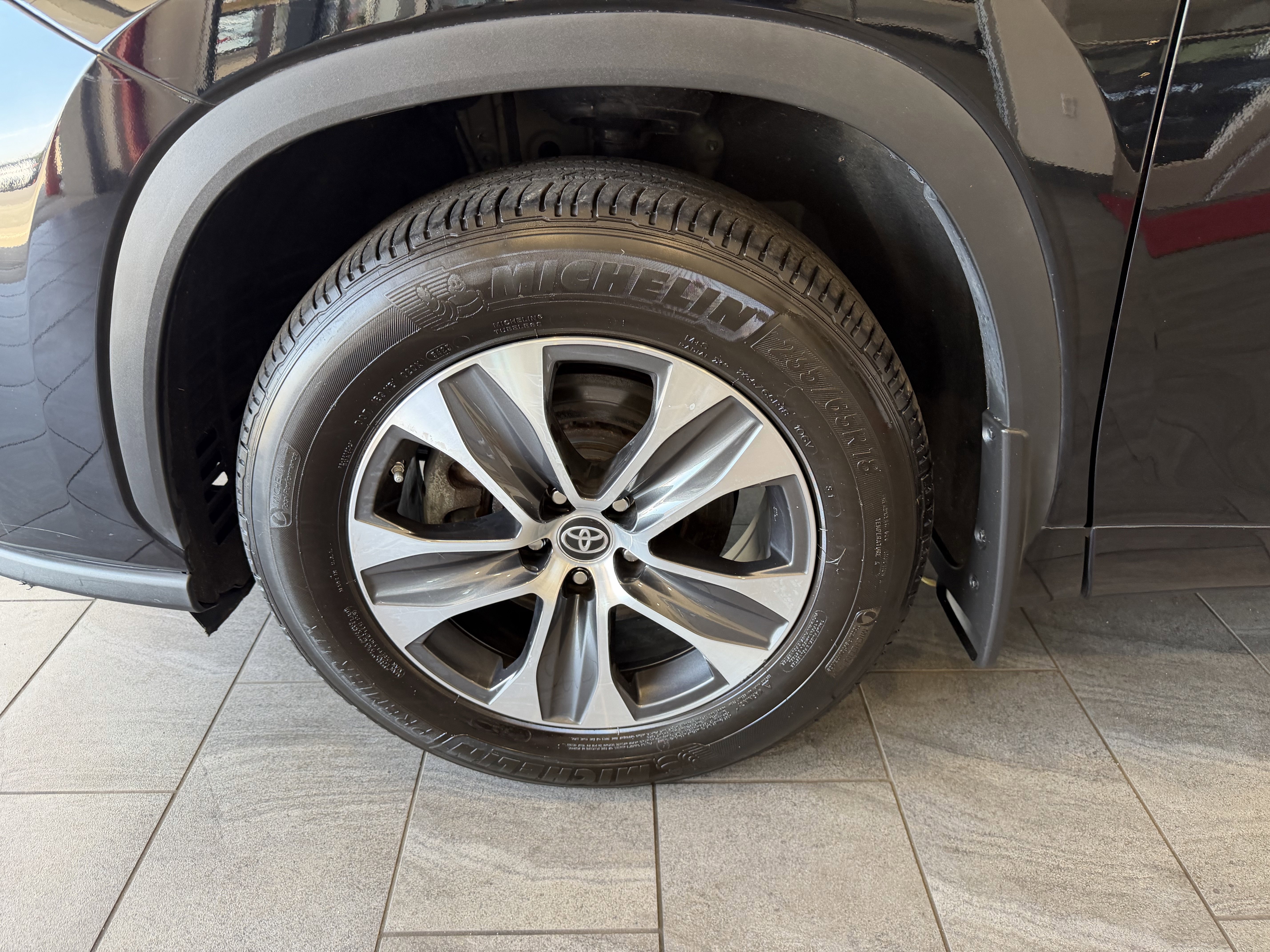 2023 Toyota Highlander XLE - Photo 47