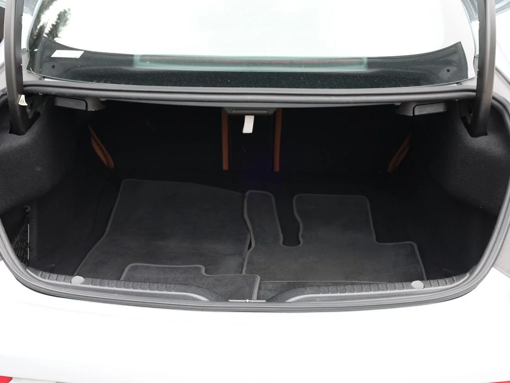 Used 2023 Silver Mercedes-Benz C 300 image 8