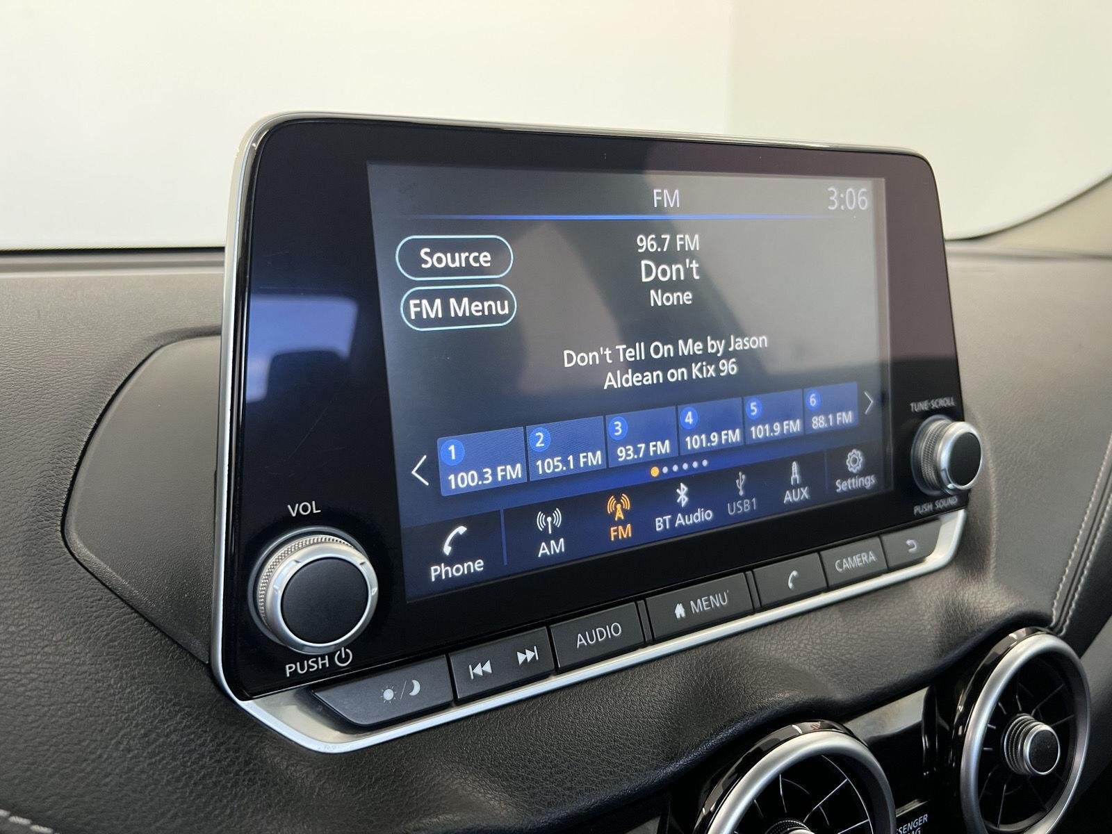2022 Nissan Sentra SV - Photo 16