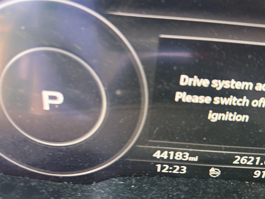 Used 2019 ORCA BLACK METALLIC AUDI QUATTRO image 6