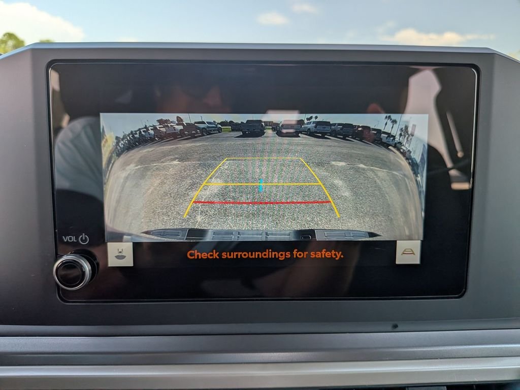 Used 2024  Toyota SR5 image 26