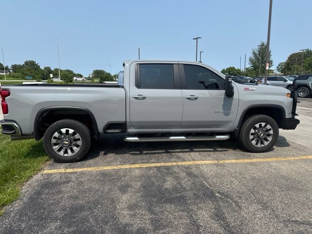 Used 2024 Slate Gray Metallic Chevrolet LT image 7