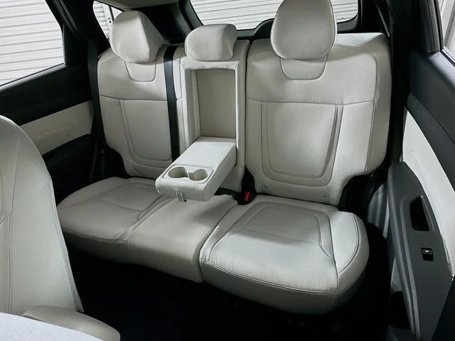 New 2026 Hyundai TUCSON SE