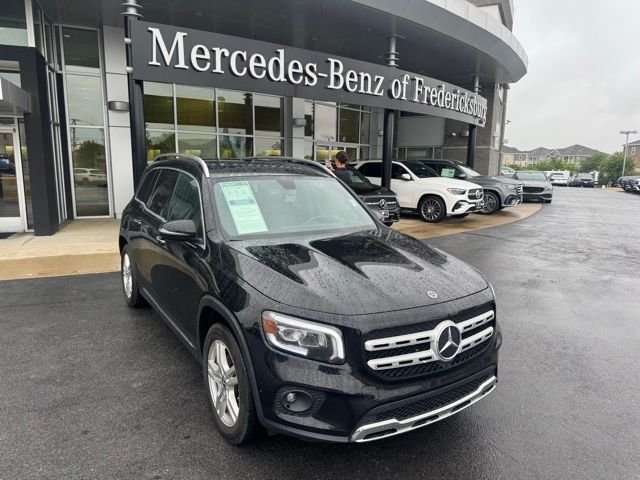 2021 Mercedes-Benz GLB GLB250 4MATIC's photo