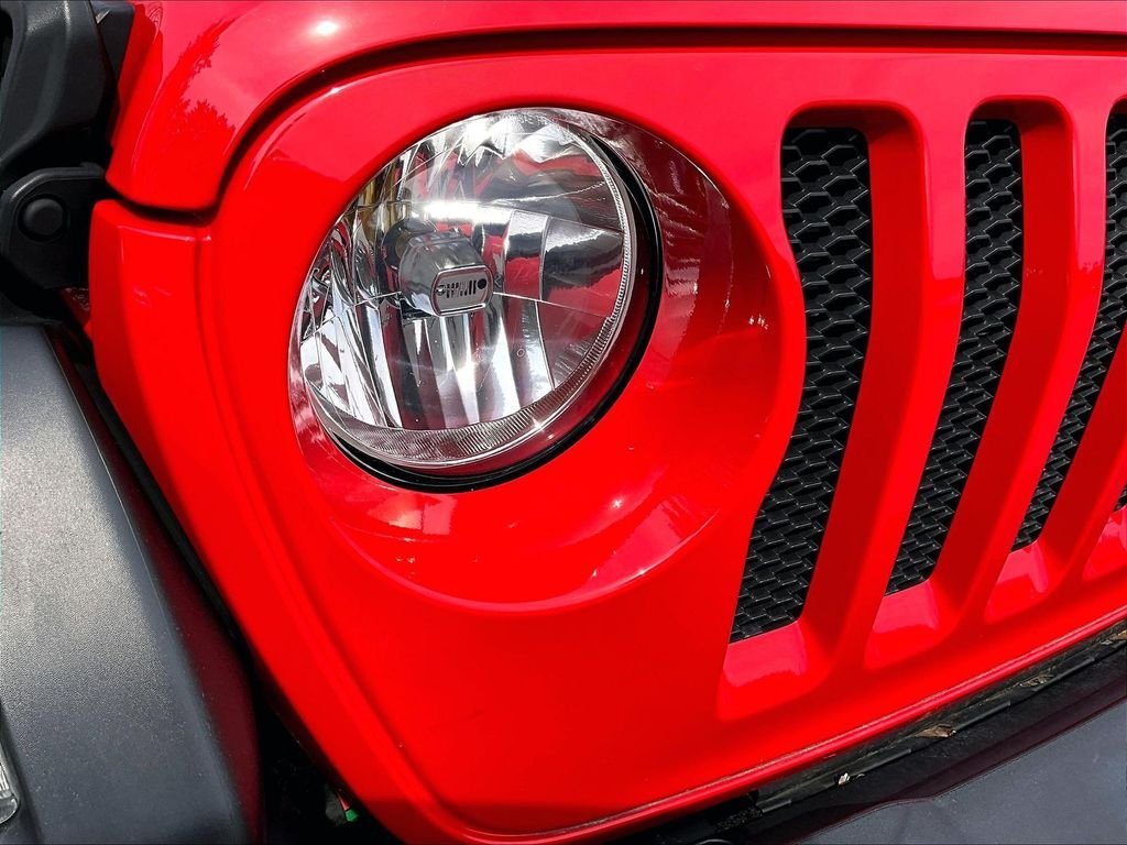 Used 2023 Firecracker Red Clearcoat Jeep Sport S image 32