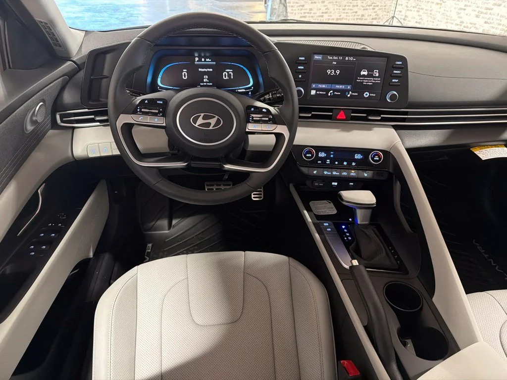 New 2026 Abyss Black Hyundai SEL Sport Plus image 17