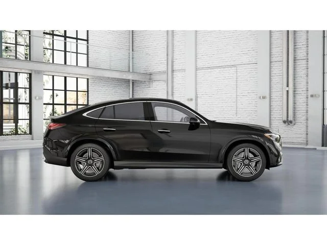 New 2027 Black Mercedes-Benz GLC 300 image 2