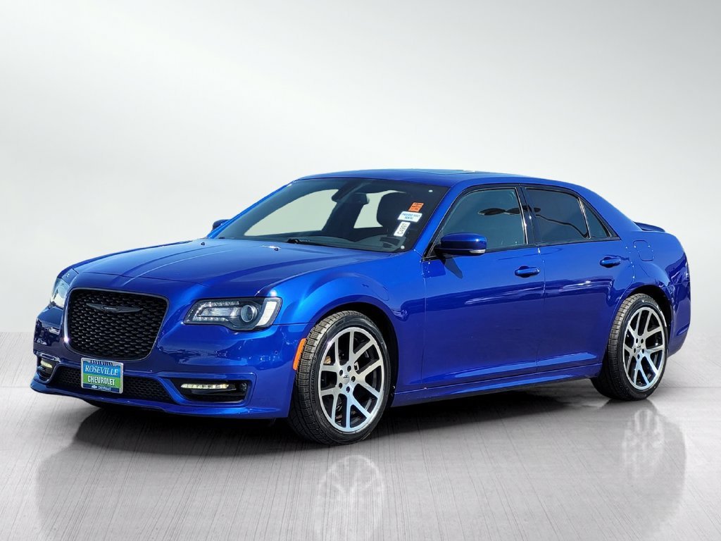 2018 Chrysler 300 S - Photo 6