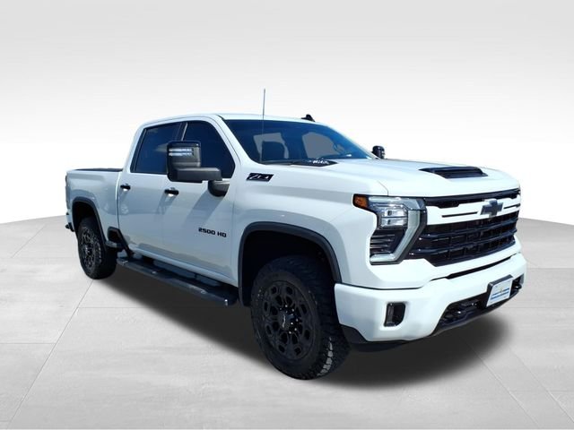 Used 2024 White Chevrolet LT image 14