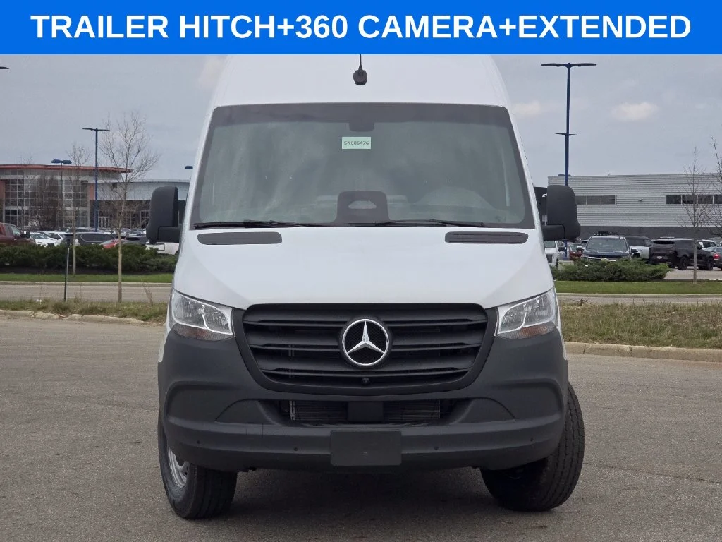New 2026 Arctic White Mercedes-Benz Cargo 170 WB image 8