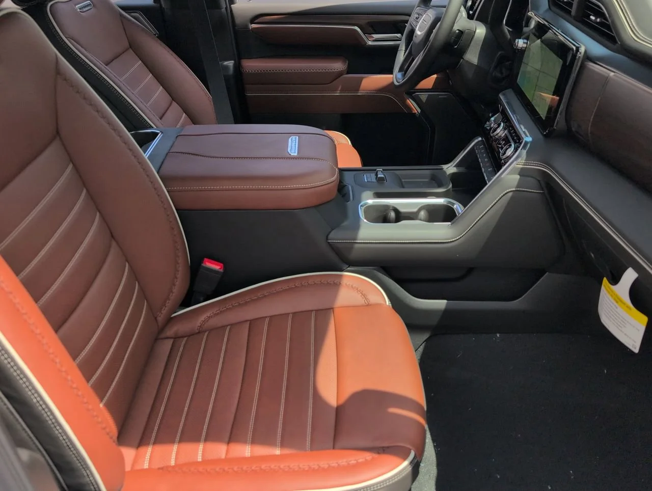 New 2026 Glacier White Tricoat GMC Denali Ultimate image 28