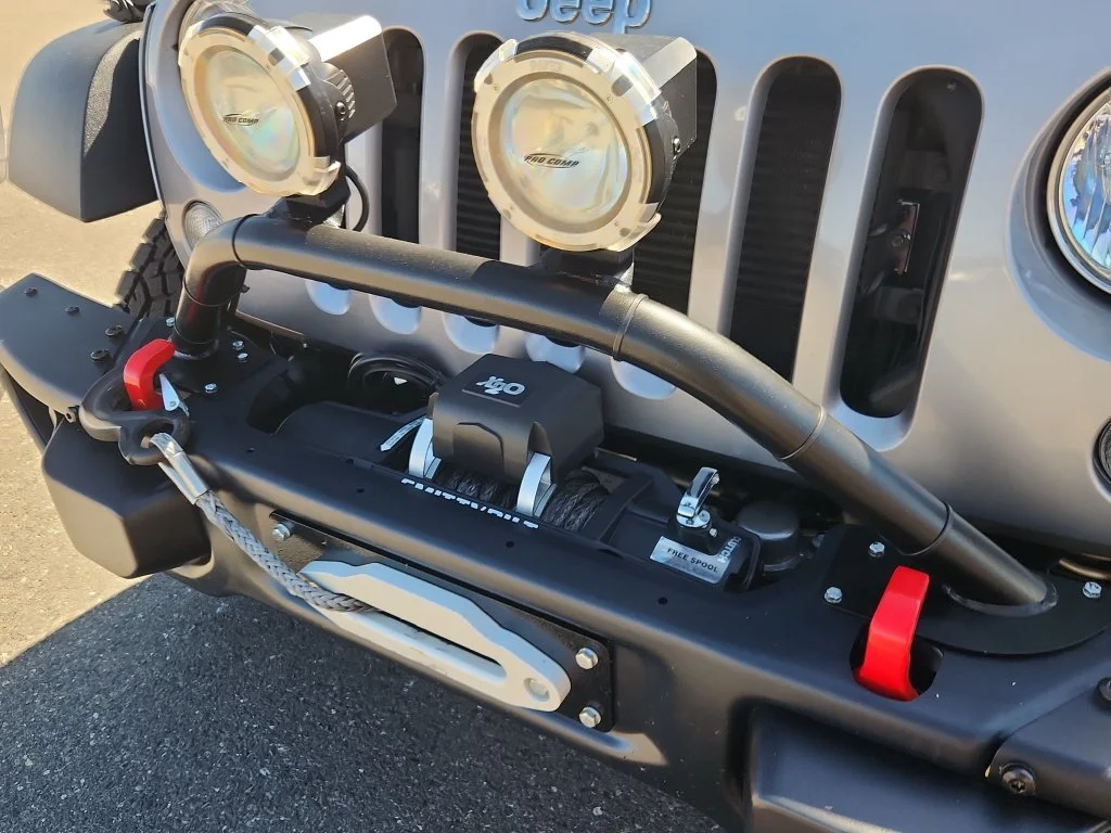 Used 2016 Silver Jeep Rubicon image 15