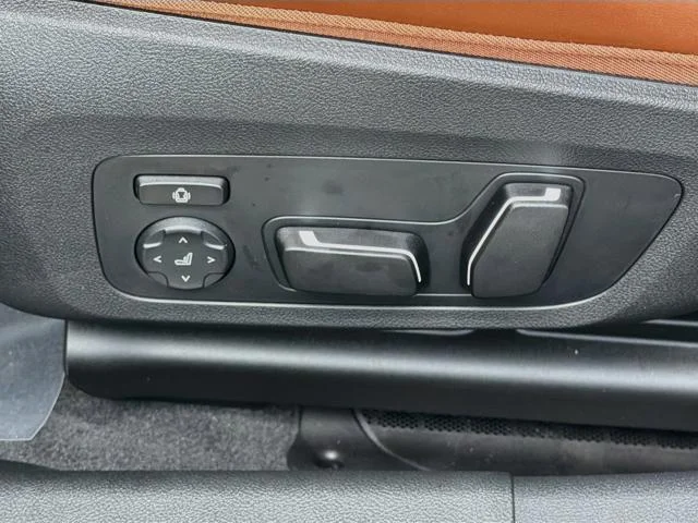 New 2027 Skyscraper Grey Metallic BMW Competition xDrive image 25