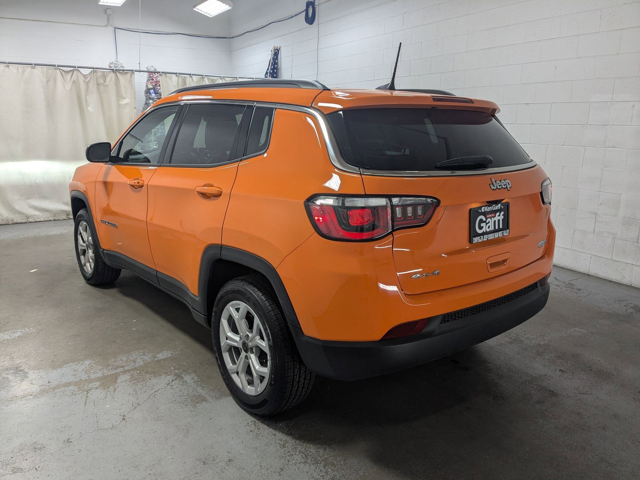 New 2026 Joose Exterior Paint Jeep Latitude image 7