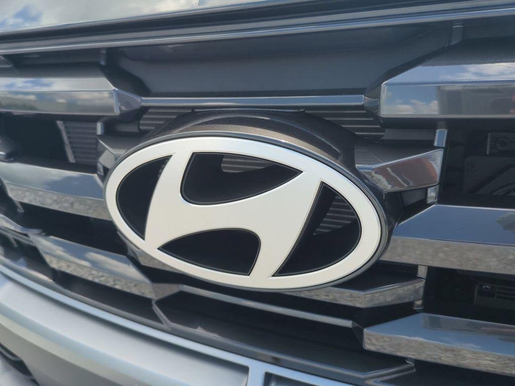 New 2026 Gray Hyundai SEL Convenience image 13