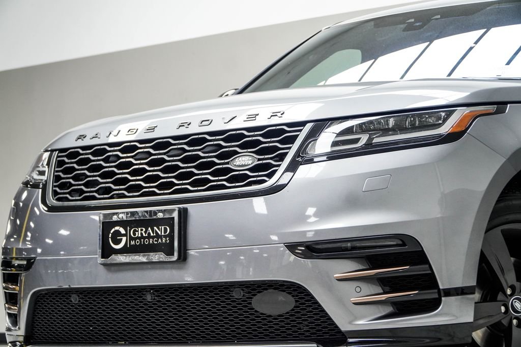 Used 2020 Gray Land Rover P250 R-Dynamic S image 2