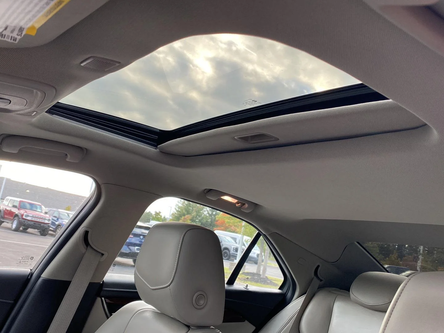Used 2018 Phantom Gray Metallic Cadillac Luxury AWD image 3
