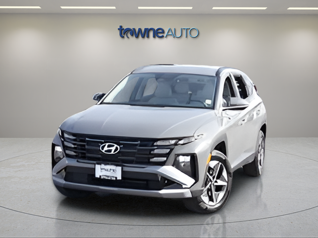 Used 2025 Gray Hyundai SEL Convenience image 9