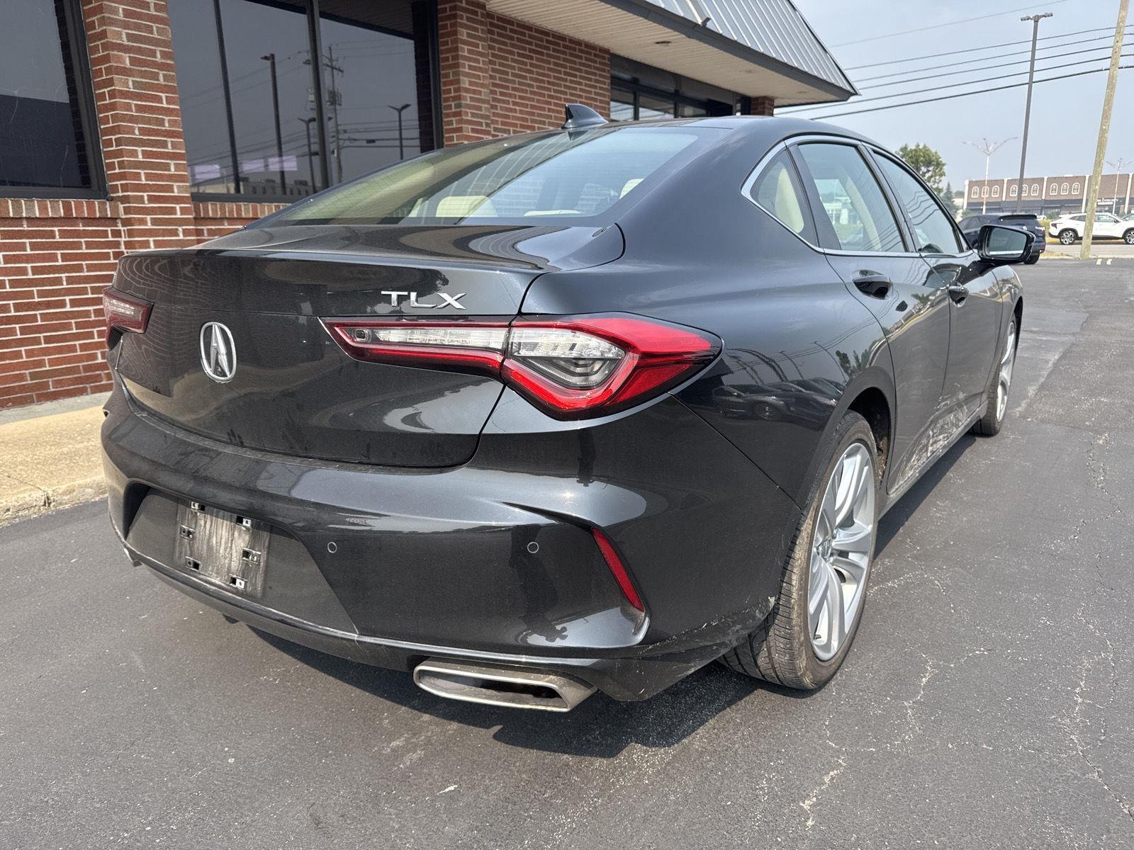 Used 2023 Majestic Black Pearl Acura w/Technology Package image 6