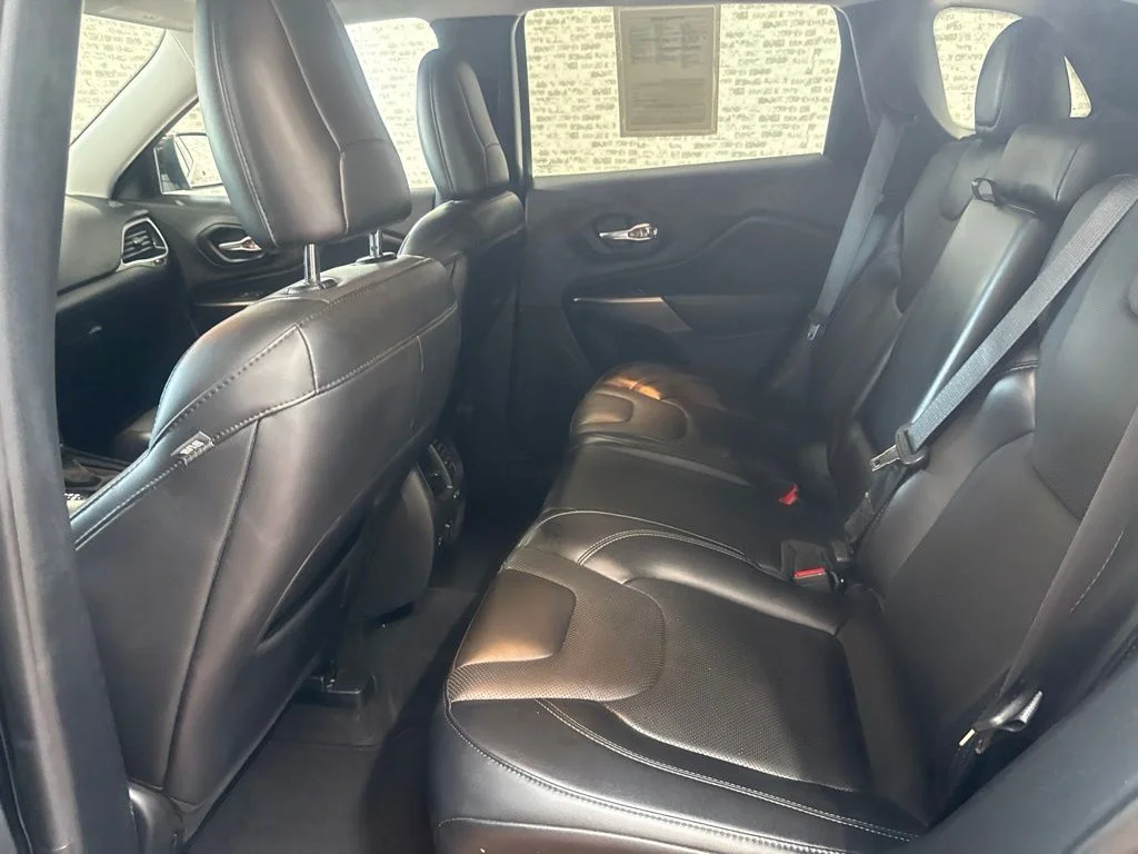 Used 2021 Black Jeep Limited image 12