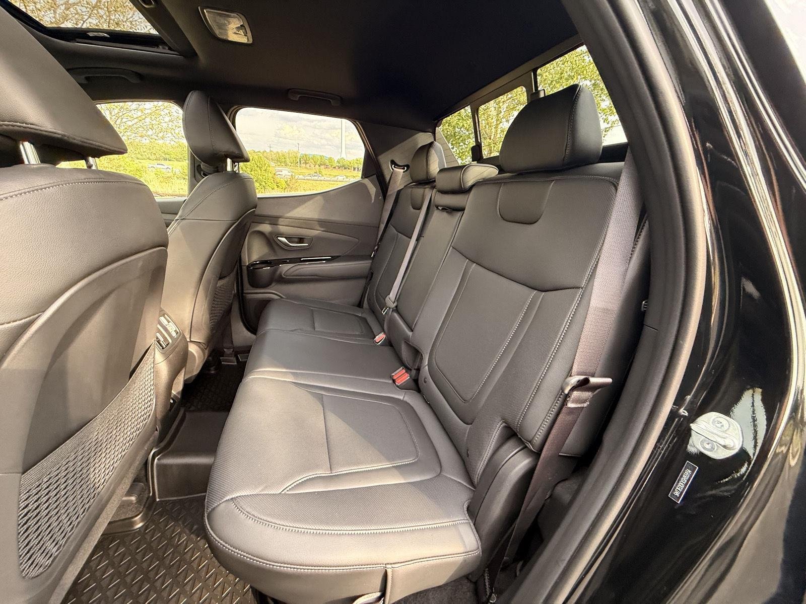 Certified Used 2025 Phantom Black Hyundai Limited image 17