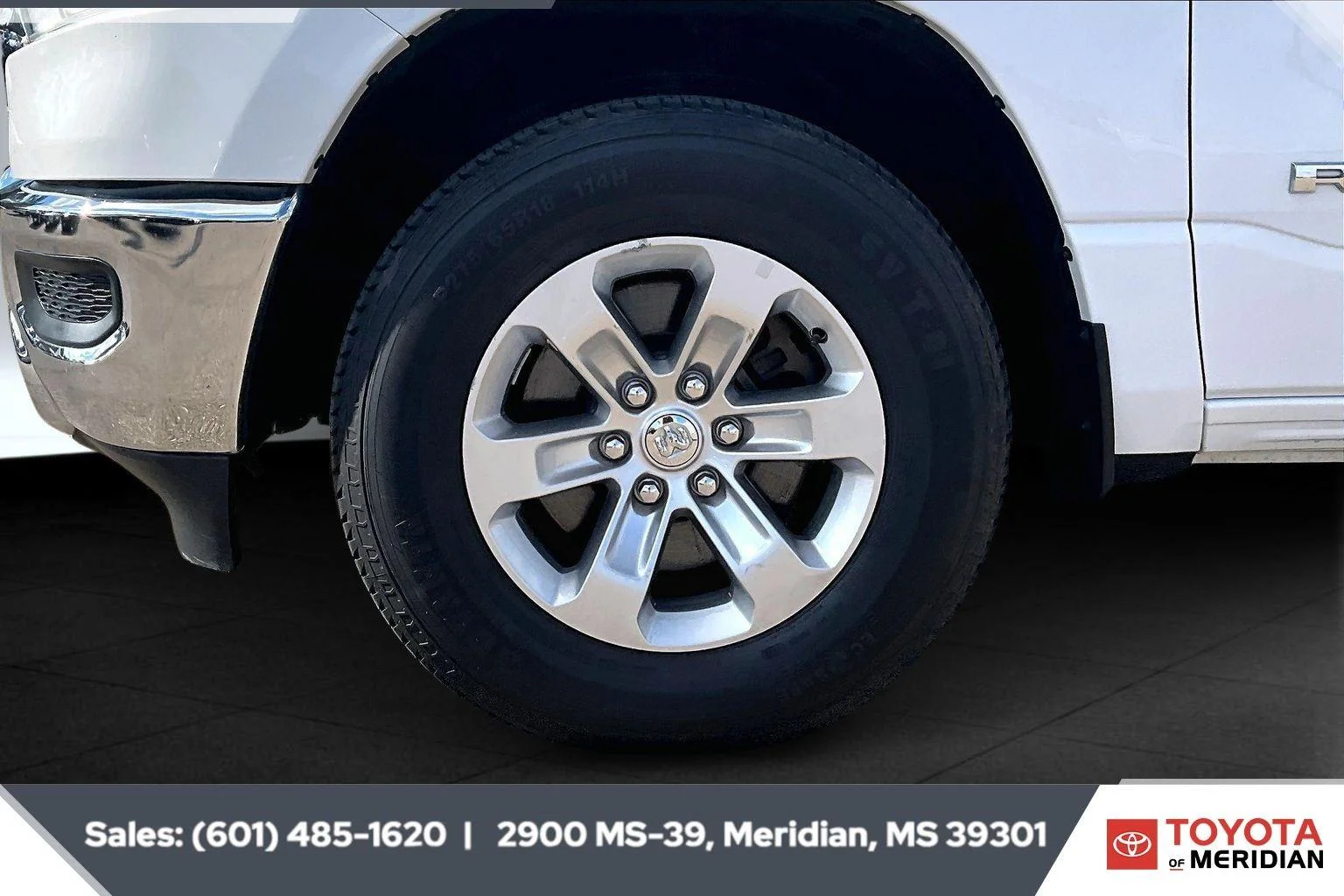 Used 2023 Bright White Clearcoat Ram Laramie image 7