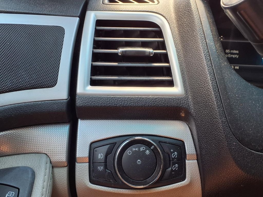 Used 2014 Gray Ford XLT image 20
