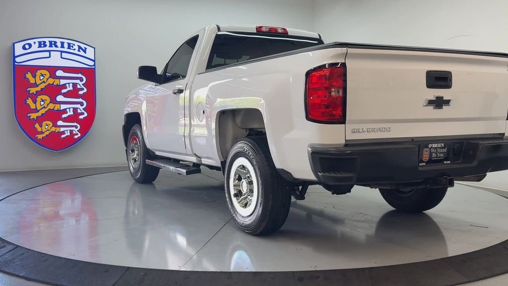 Used 2018 Summit White Chevrolet WT image 6
