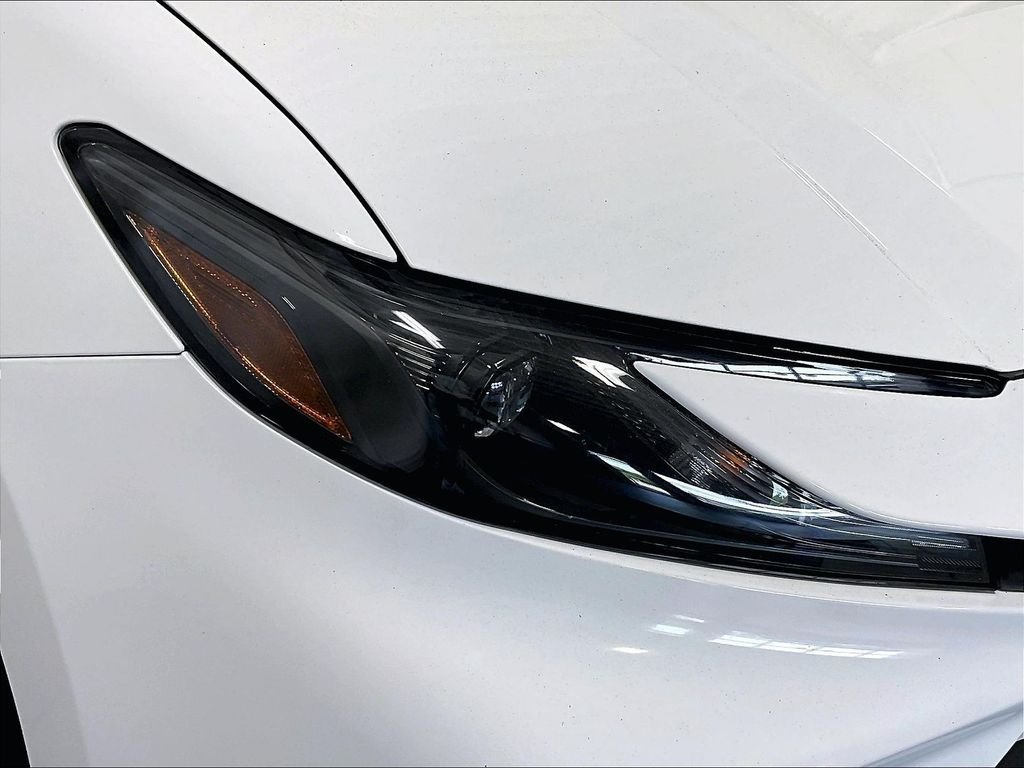 Used 2025 White Toyota SE image 32