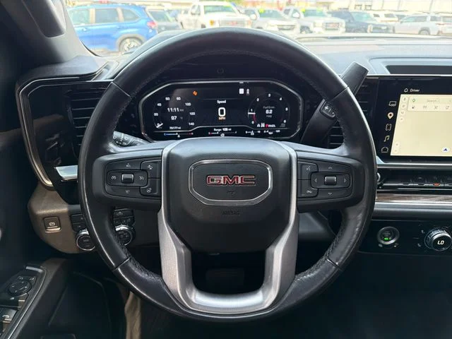 Used 2022 Silver GMC Elevation image 10