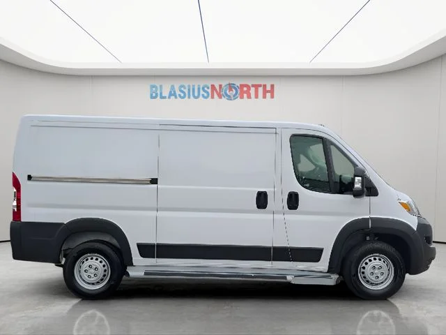 Used 2025 White Ram Base image 4