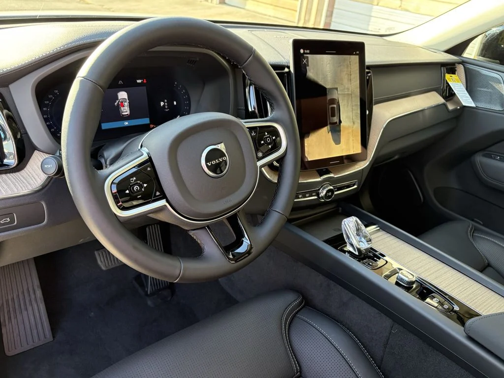 New 2026 Crystal White Volvo Ultra image 14