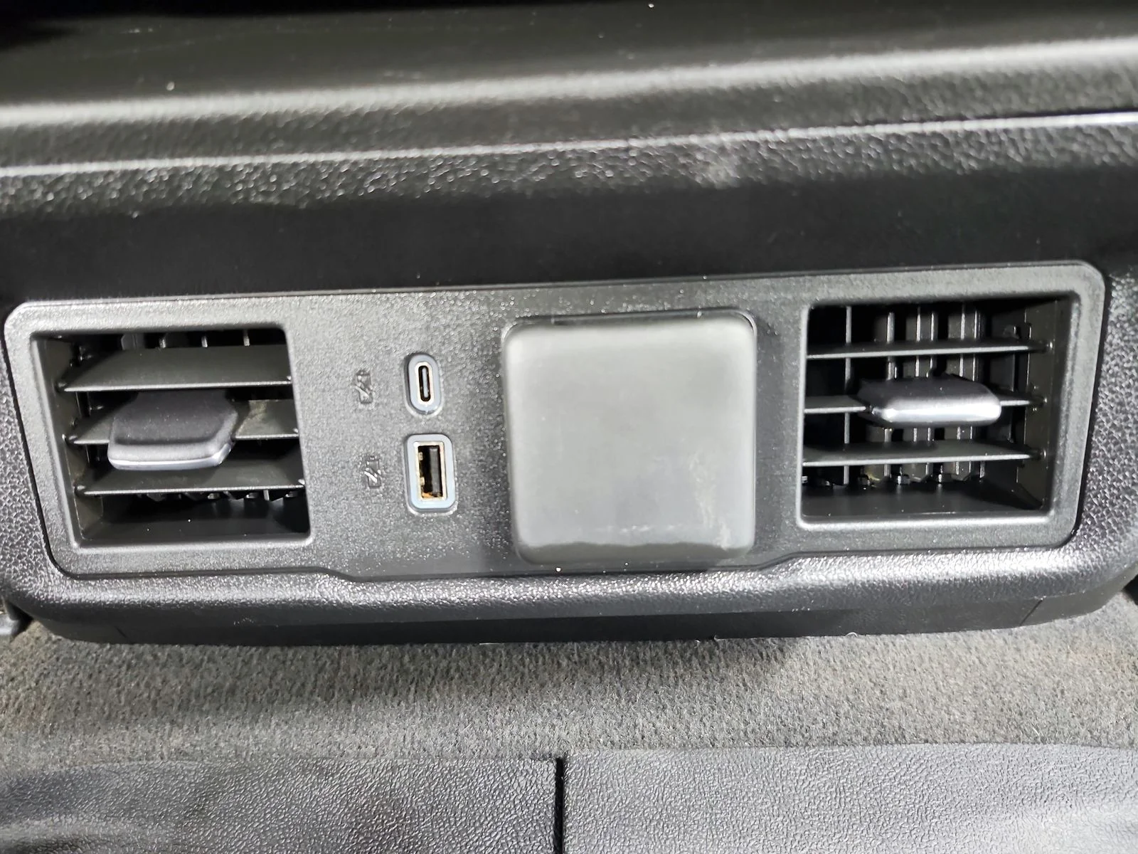 Used 2024 White Chevrolet LT image 39