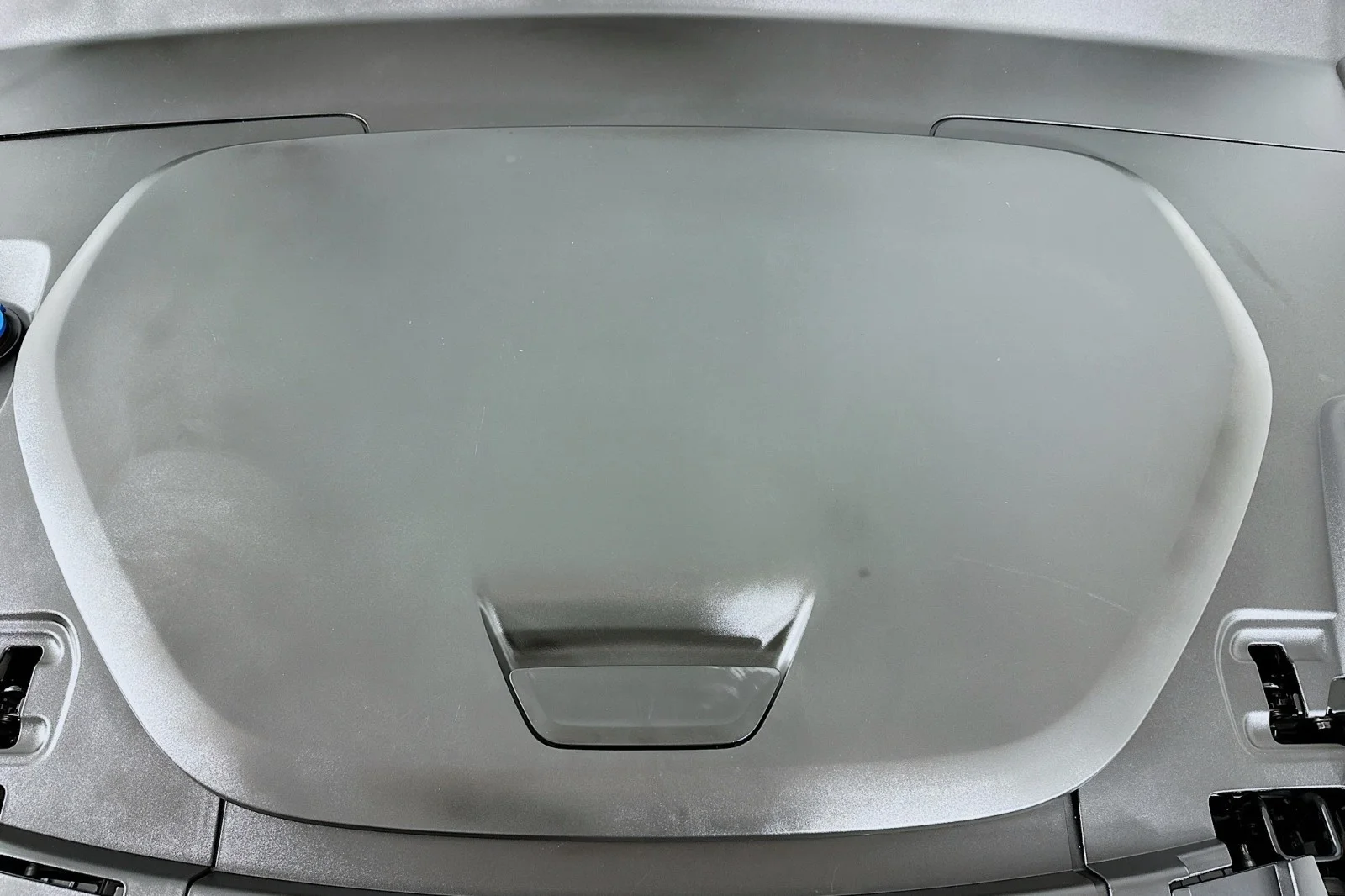 Used 2023 Crystal White Metallic Volvo Ultimate image 13
