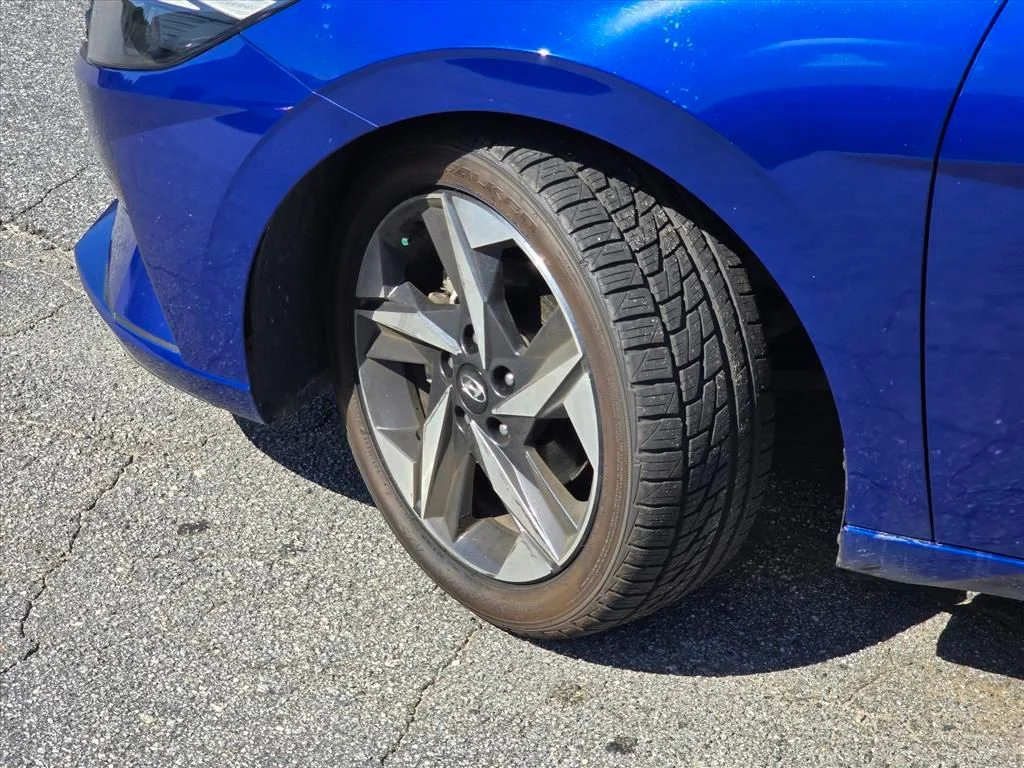 Used 2023 Blue Hyundai SEL image 27