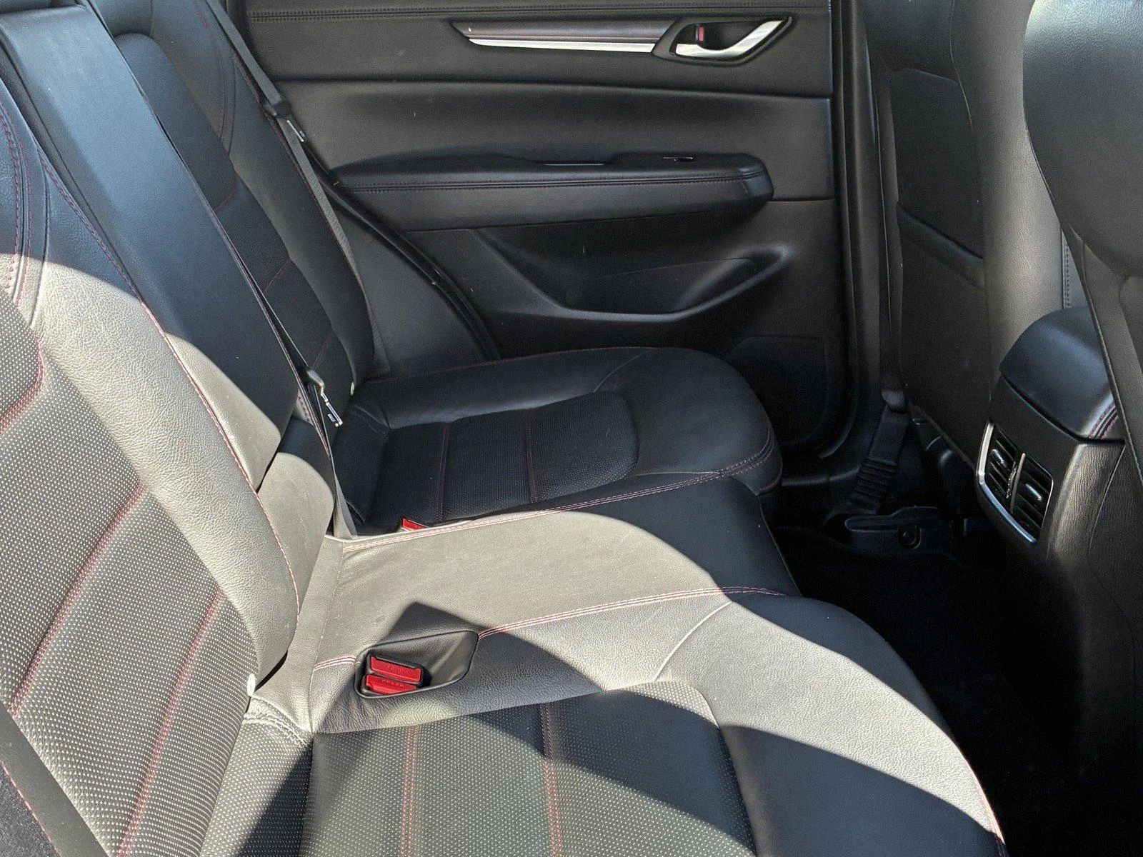 Used 2024 Moonstone Gray Metallic Buick Avenir image 11