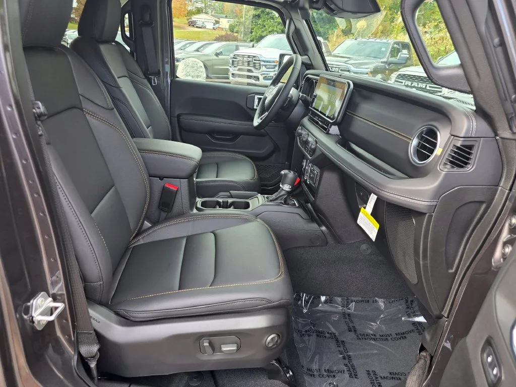 New 2027 Gray Jeep Sahara image 27
