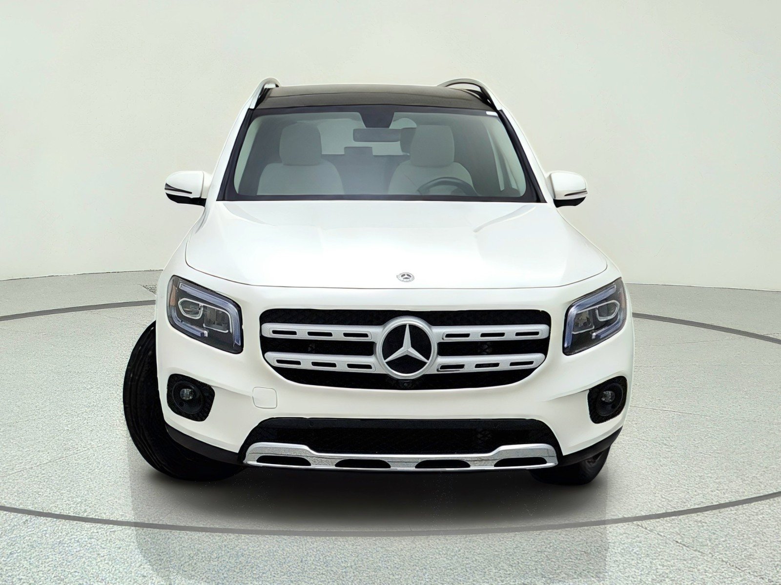 Used 2023 Polar White Mercedes-Benz GLB 250 image 3