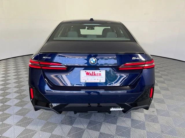 New 2027 Tanzanite Blue II Metallic BMW 540i xDrive image 6