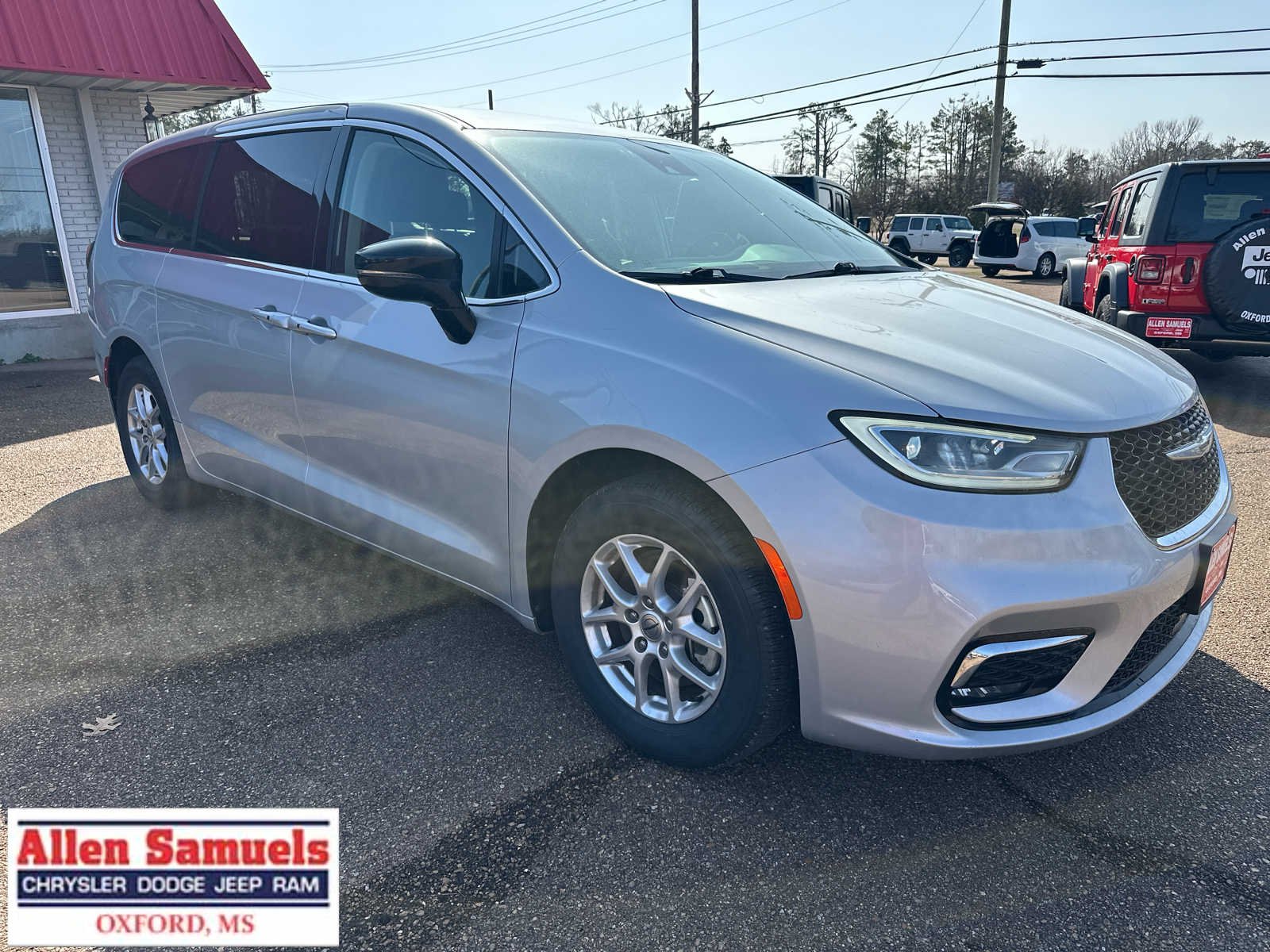 2024 Chrysler Pacifica Touring L