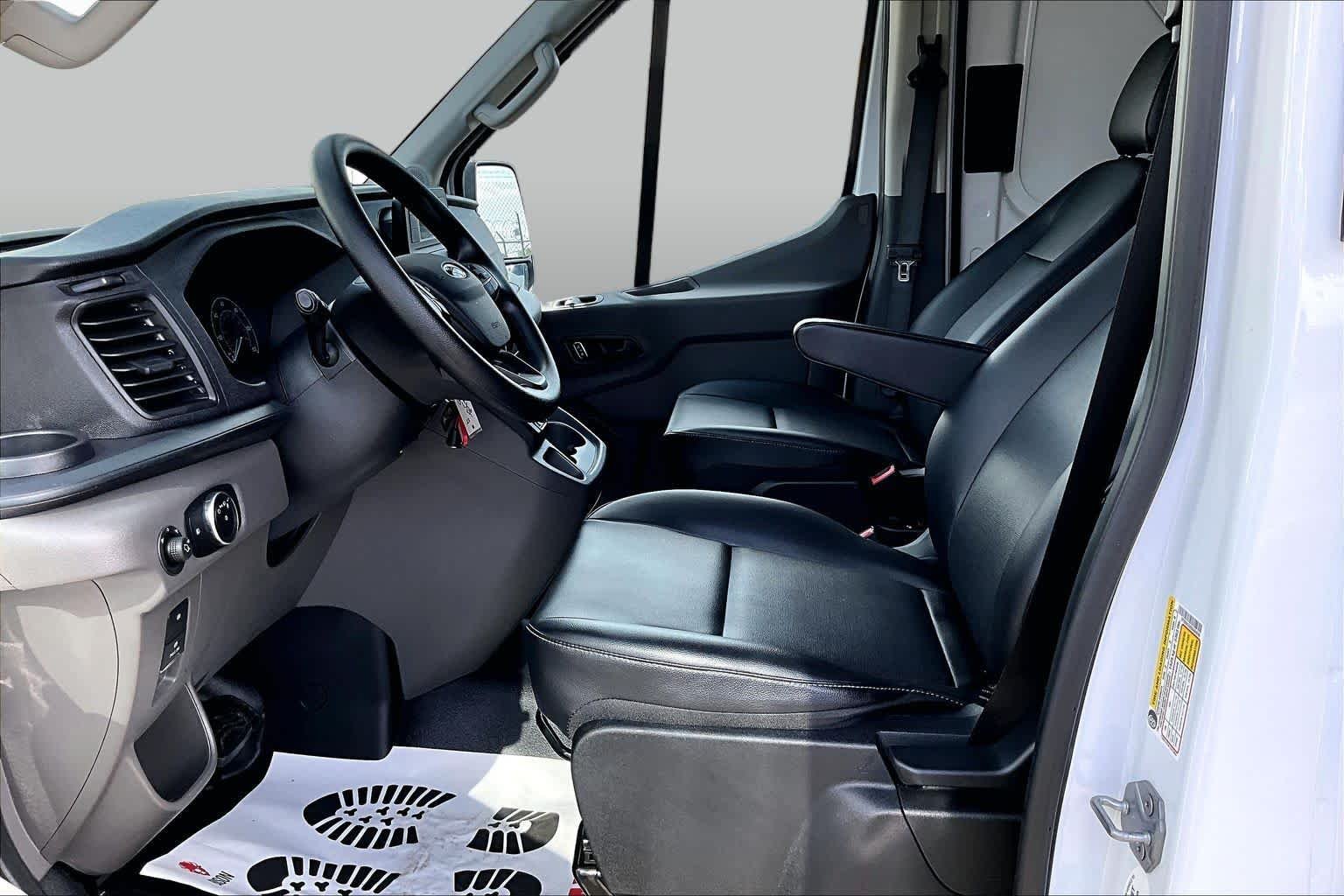 Used 2025 Oxford White Ford  image 10