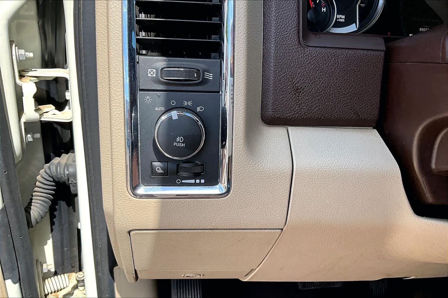Used 2018 Pearl White Ram Laramie image 34