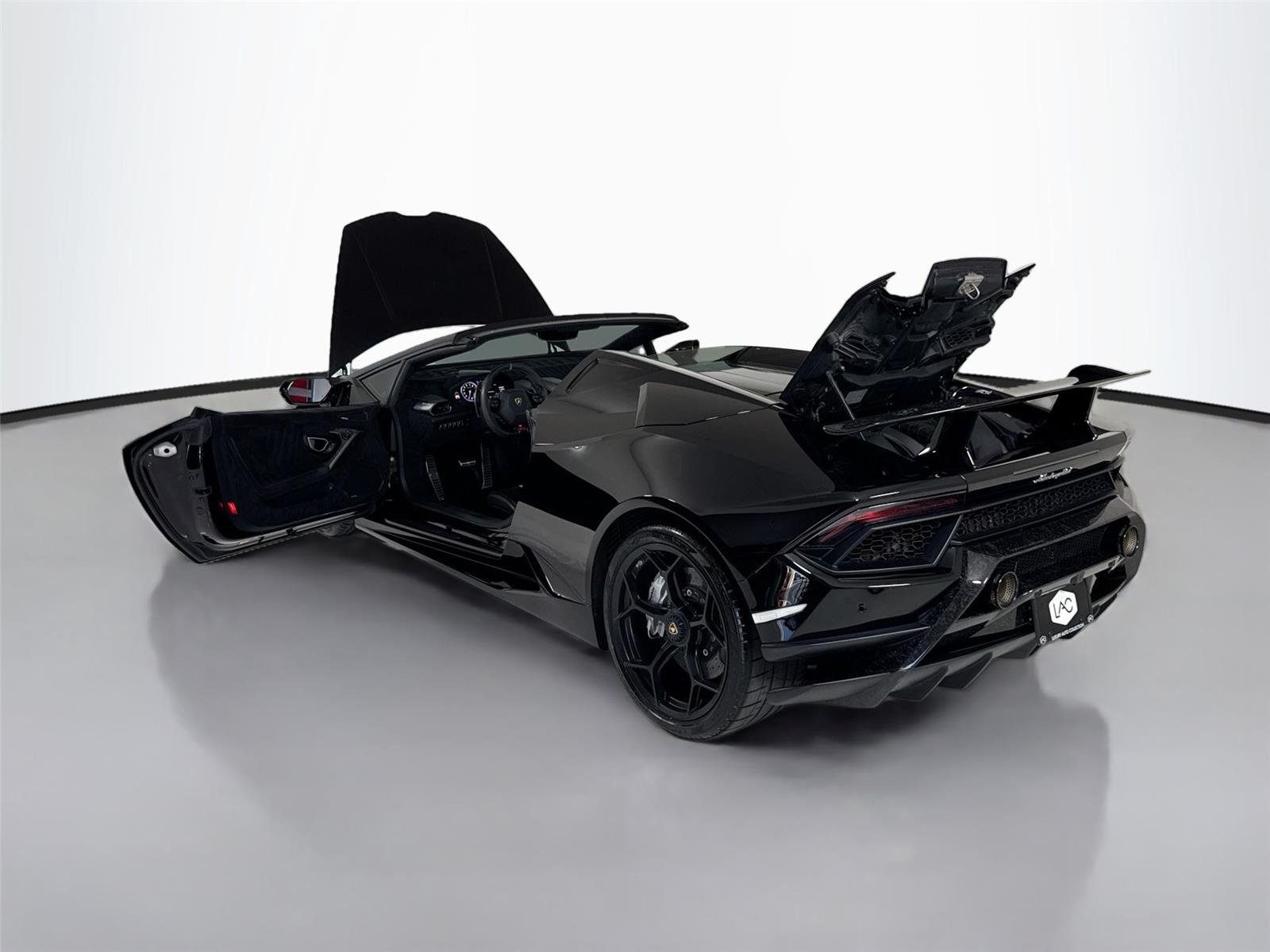 Used 2018 Nero Noctis Lamborghini Performante Spyder | Carbon Buckets | Branding Pkg image 45